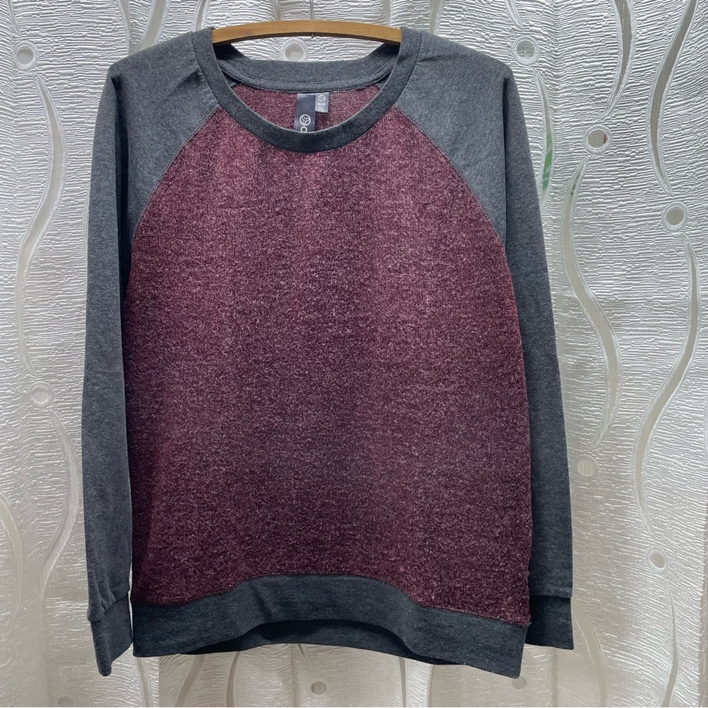 Orb Sweatshirt Womens Medium Burgundy Grey Excellent‎ Raglan Textured Knit